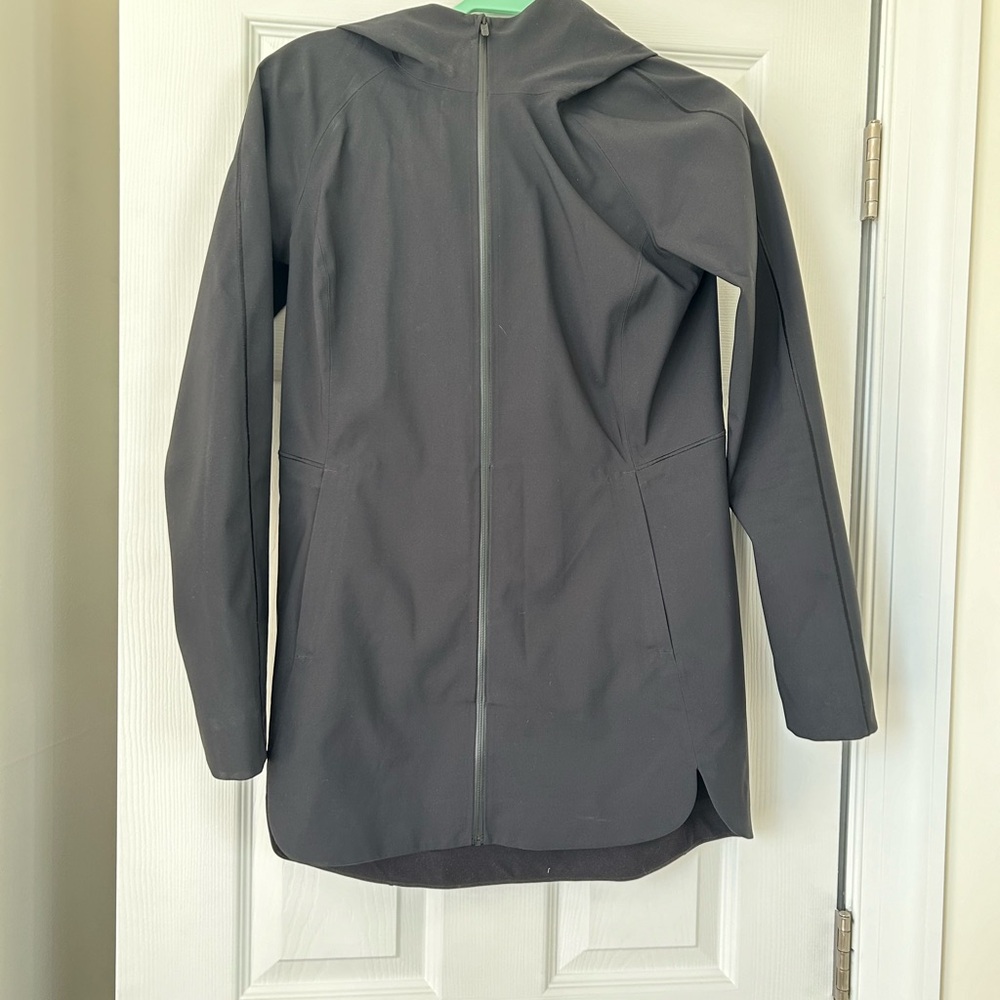 Lululemon rain jacket